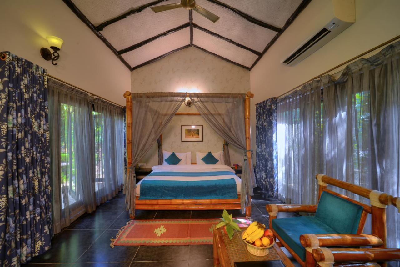 Aranyak Resort Tāla Extérieur photo