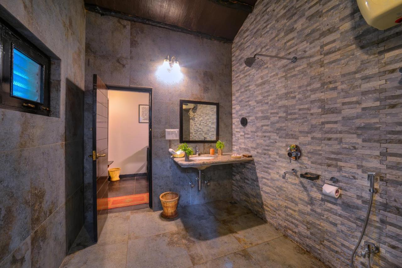 Aranyak Resort Tāla Extérieur photo