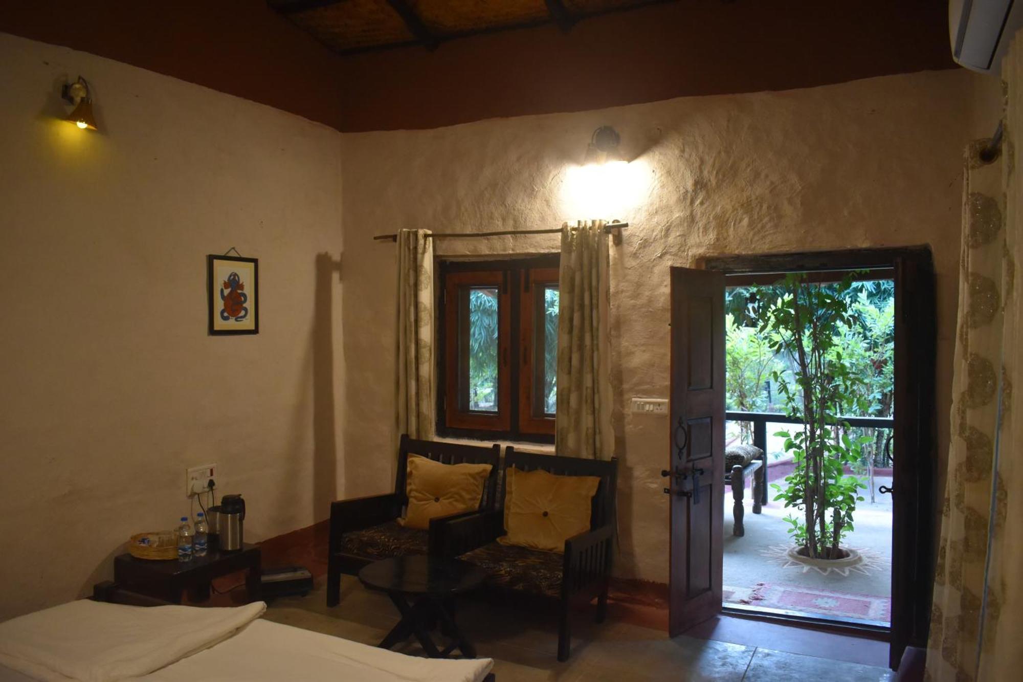 Aranyak Resort Tāla Extérieur photo