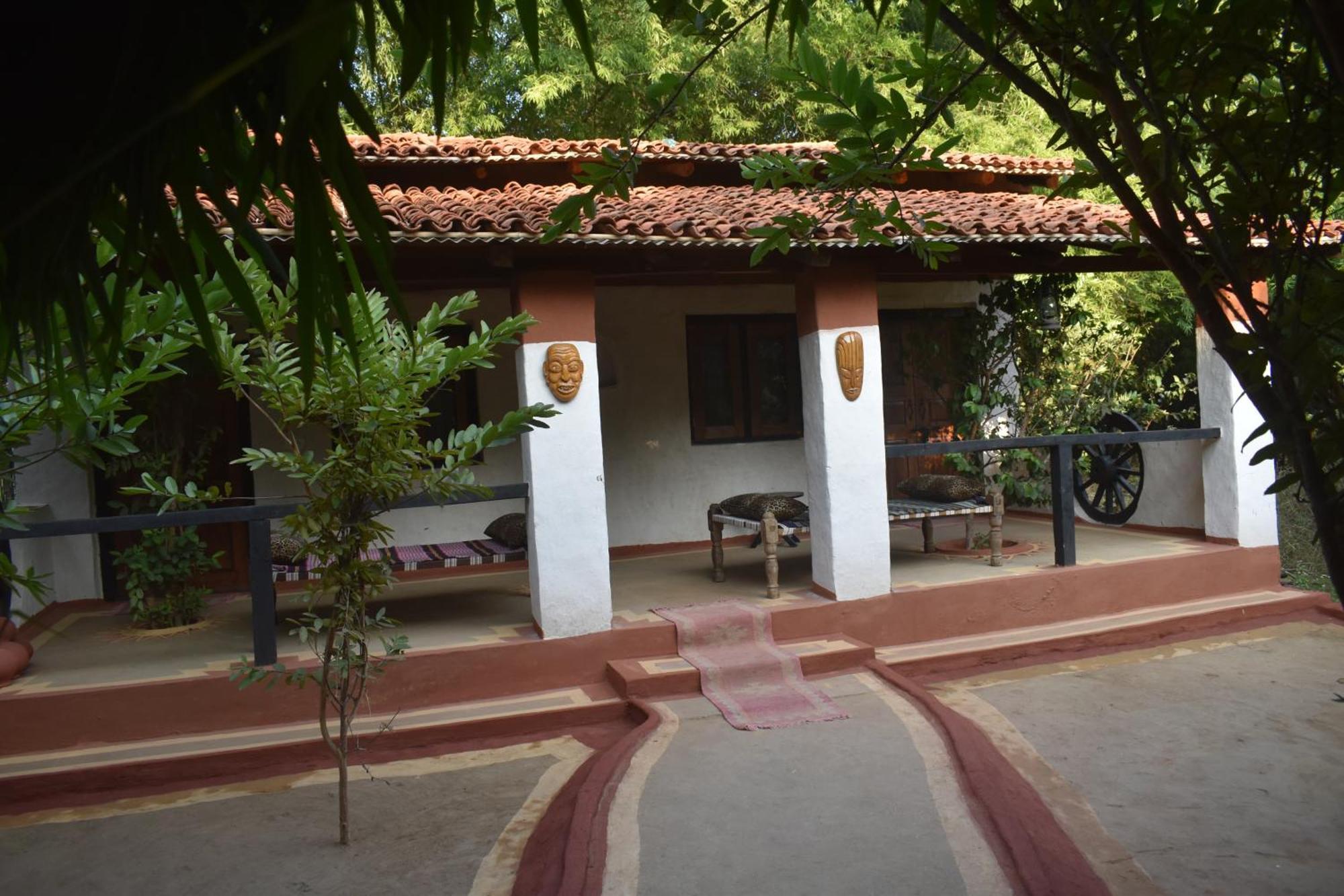 Aranyak Resort Tāla Extérieur photo