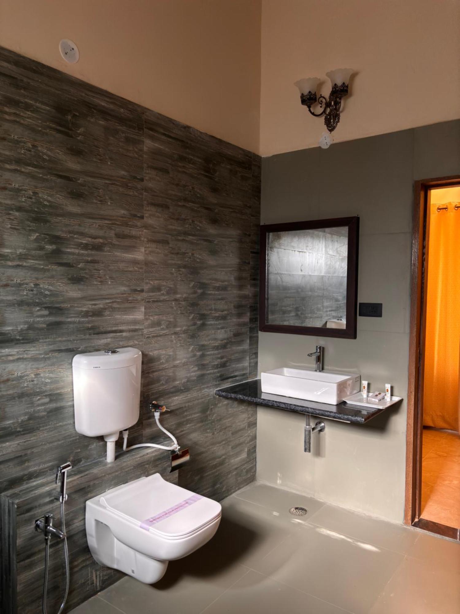Aranyak Resort Tāla Extérieur photo