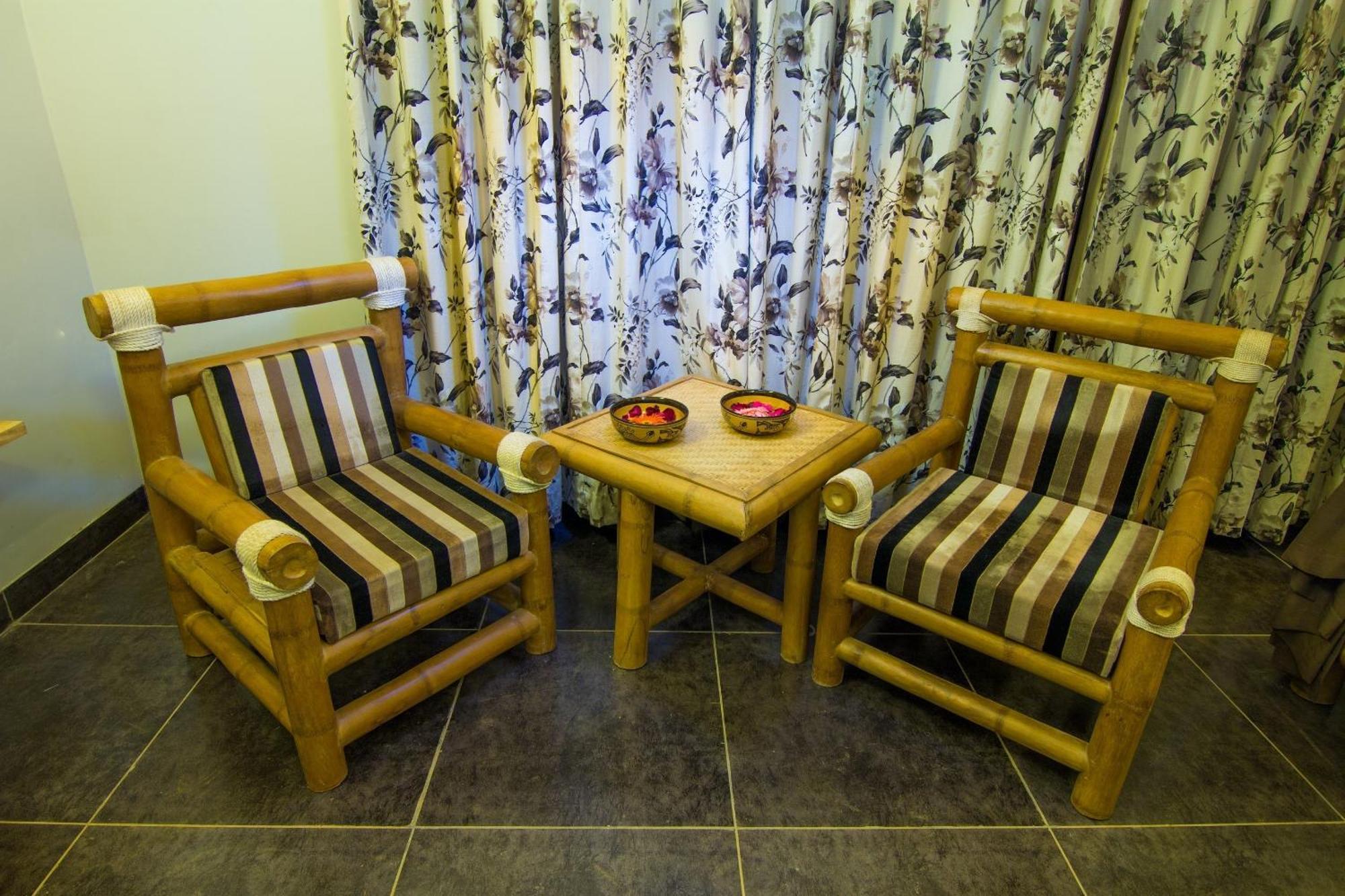 Aranyak Resort Tāla Extérieur photo