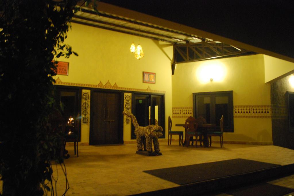 Aranyak Resort Tāla Extérieur photo