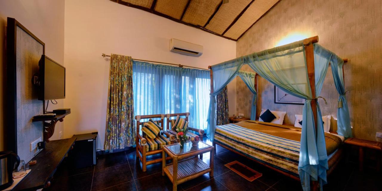 Aranyak Resort Tāla Extérieur photo
