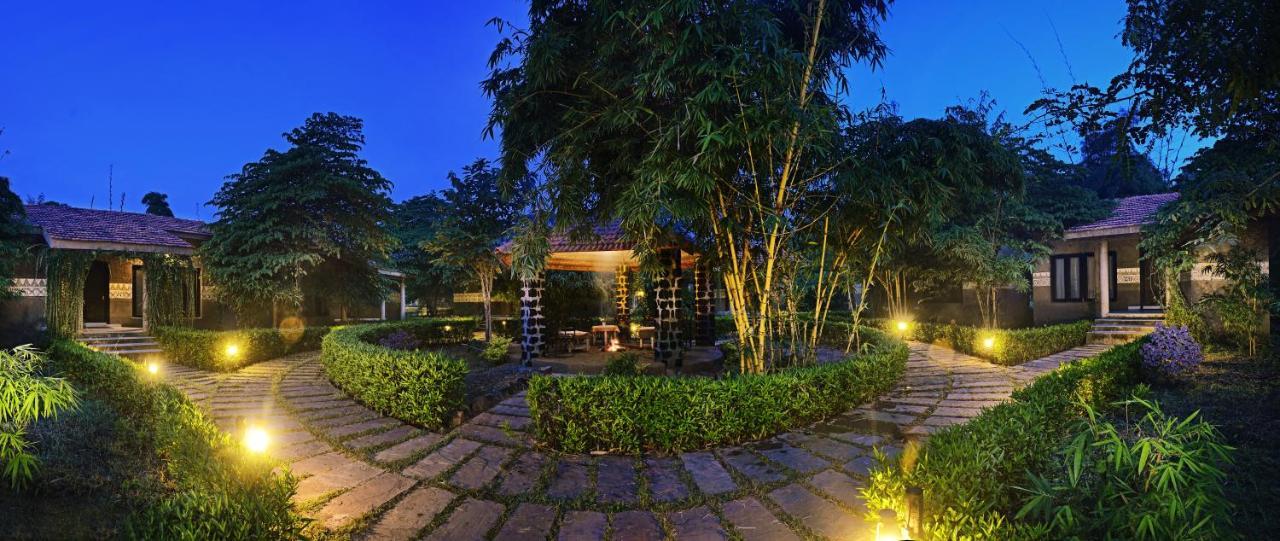 Aranyak Resort Tāla Extérieur photo