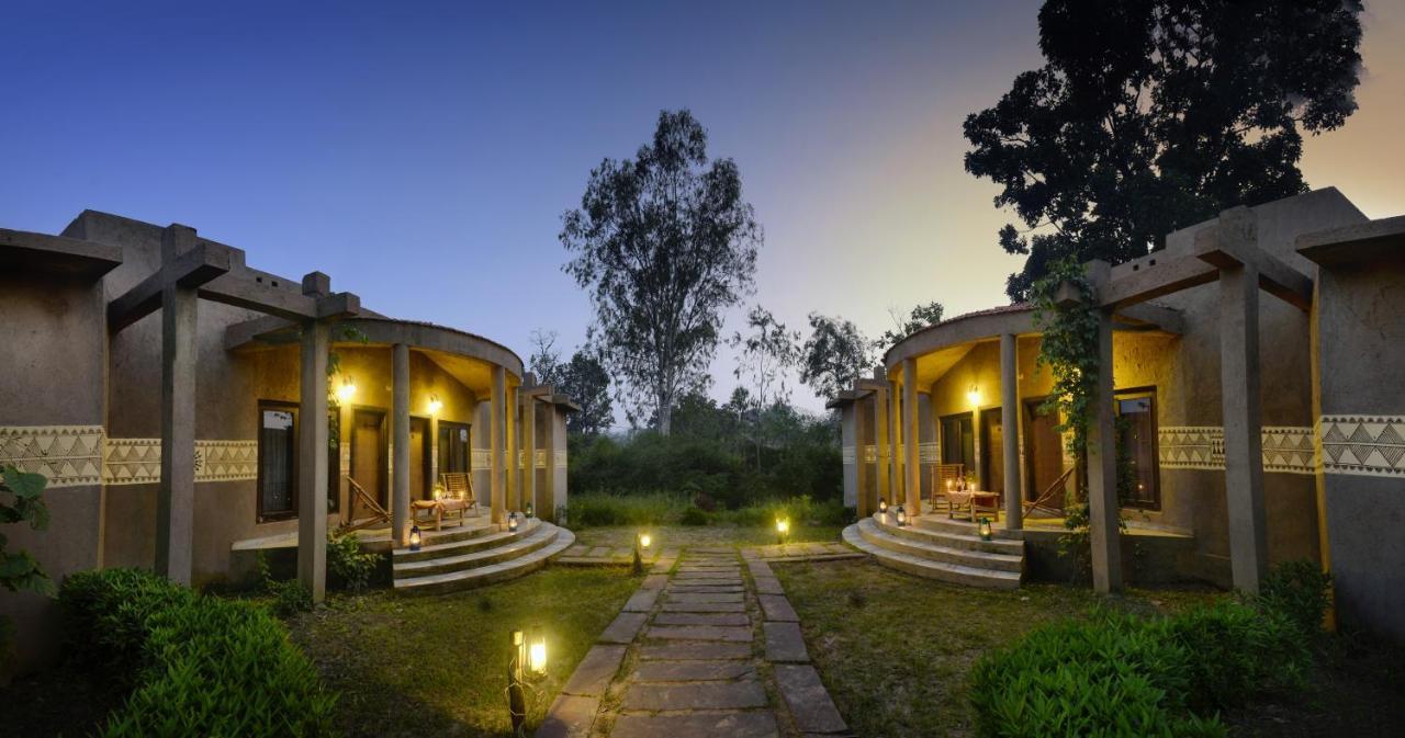 Aranyak Resort Tāla Extérieur photo